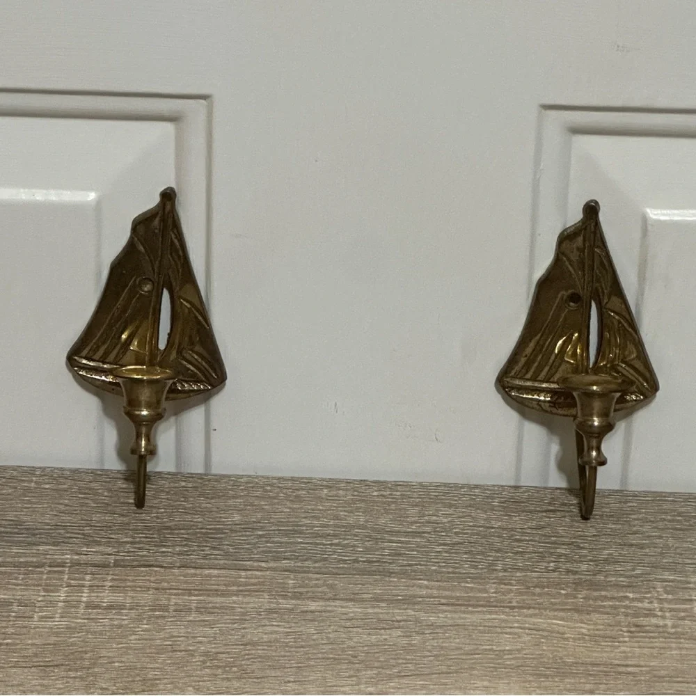Brass Sailboat Candle Stick Holders Nautical Cottage Home Decor Wall Mounted Pr.